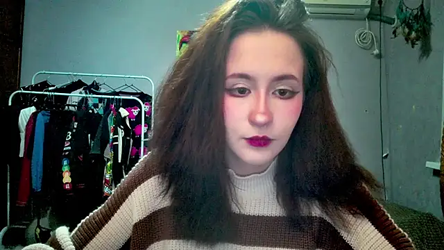 JoannaTompson online show from October 4, 10:52 pm