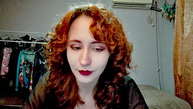 JoannaTompson online show from February 9, 12:58 am