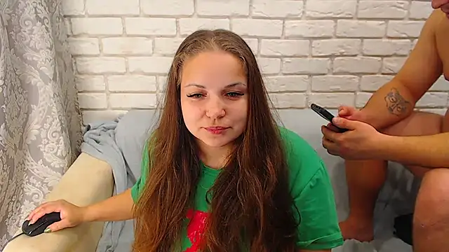 Crazyy girl  online show from December 28, 5:35 pm