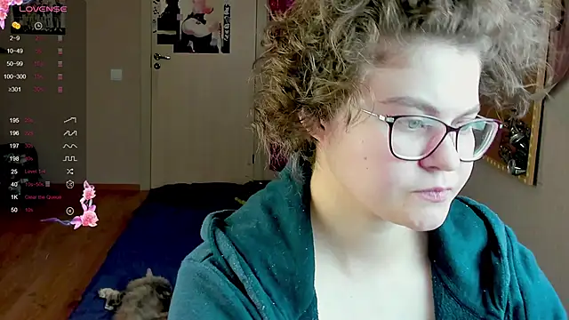 Sashy Way online show from December 4, 9:46 pm