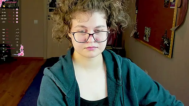 Sashy Way online show from December 5, 12:52 am