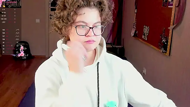 Sashy Way online show from December 7, 11:01 pm