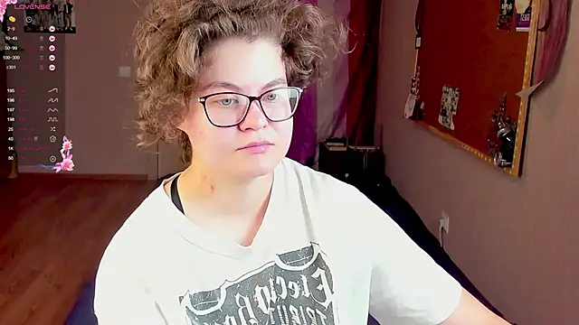 Sashy Way online show from December 8, 8:15 pm