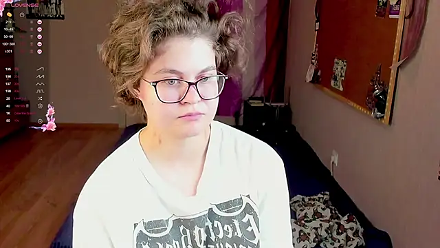 Sashy Way online show from December 9, 2:24 am