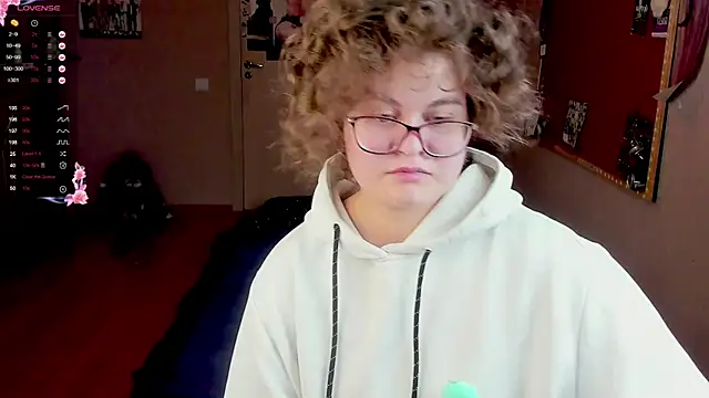 Sashy Way online show from January 28, 3:35 pm