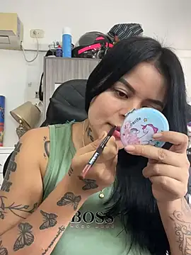 Snapshot of ivanna_rivera chatting on December 29, 7:32 pm ivanna rivera online show from December 29, 7:32 pm