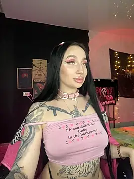 Molly  Moon online show from December 11, 8:36 am