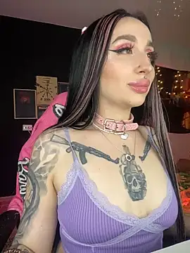 Molly  Moon online show from December 18, 8:31 am