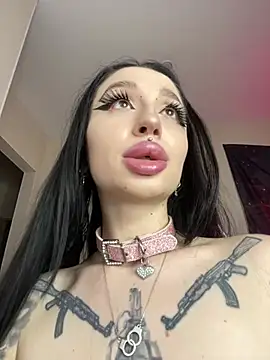 Molly  Moon online show from April 27, 2:42 am