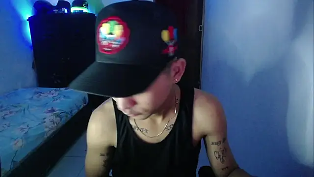 Snapshot of Sxntisaul__ chatting on February 11, 12:27 pm Sxntisaul online show from February 11, 12:27 pm