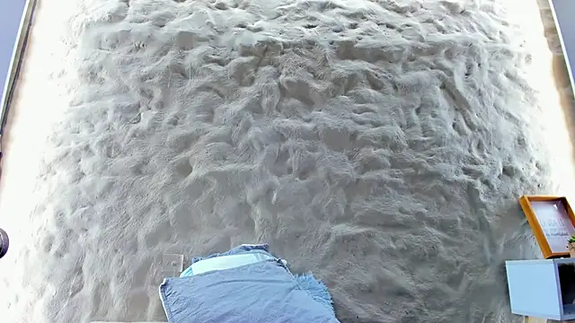 Snapshot of Isa__Blanc chatting on March 22, 5:49 am Isa Blanc online show from March 22, 5:49 am