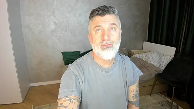 BlowMyXXL online show from February 7, 2:58 pm