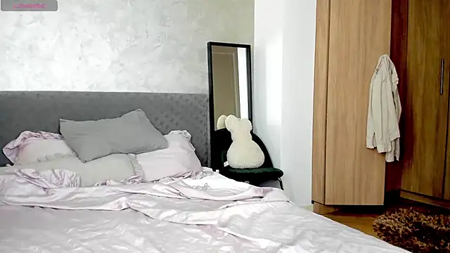 BlowMyXXL online show from September 24, 7:55 am