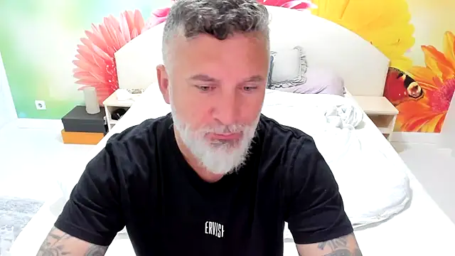 BlowMyXXL online show from November 26, 5:19 am