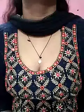 Cute nidhi online show from December 7, 5:15 am