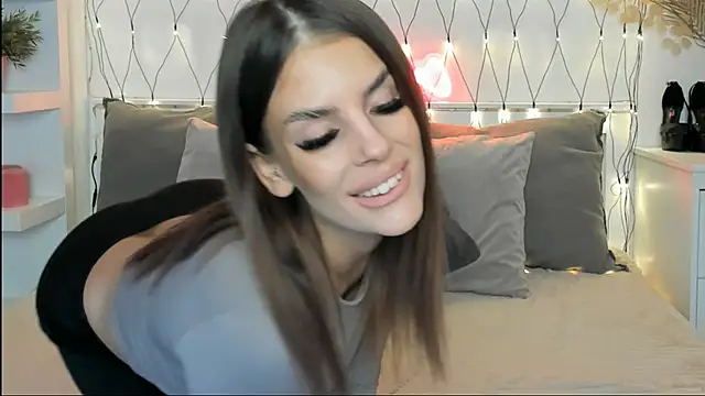 CassyCain online show from March 3, 2:04 pm