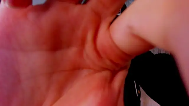 Snapshot of Mike_0233_ chatting on September 11, 4:01 am Mike 0233 online show from September 11, 4:01 am