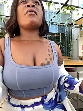 juicybatate online show from December 17, 1:16 pm