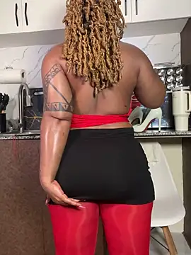 juicybatate online show from January 30, 9:36 am