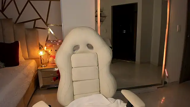 MiaAdams21 online show from February 6, 1:05 am