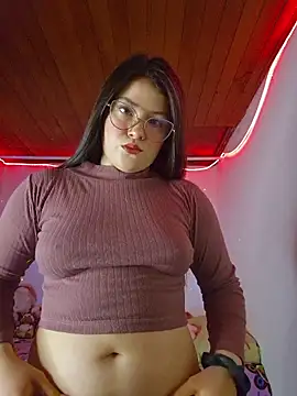 juli05star20 online show from June 7, 7:28 pm