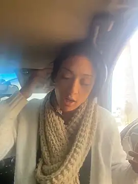 Snapshot of starrynikki chatting on December 3, 4:39 pm starrynikki online show from December 3, 4:39 pm