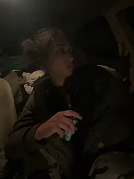 Snapshot of starrynikki chatting on January 17, 6:57 am starrynikki online show from January 17, 6:57 am