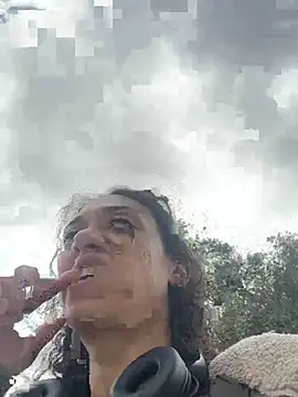 Snapshot of starrynikki chatting on January 29, 7:43 pm starrynikki online show from January 29, 7:43 pm