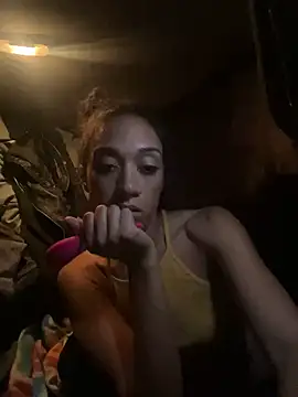 Snapshot of starrynikki chatting on February 4, 5:31 am starrynikki online show from February 4, 5:31 am