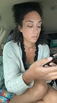 Snapshot of starrynikki chatting on February 11, 10:18 pm starrynikki online show from February 11, 10:18 pm