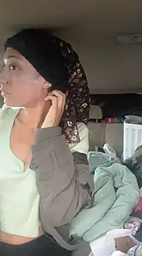 Snapshot of starrynikki chatting on February 20, 4:25 pm starrynikki online show from February 20, 4:25 pm