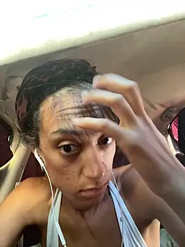 Snapshot of starrynikki chatting on October 12, 5:34 pm starrynikki online show from October 12, 5:34 pm