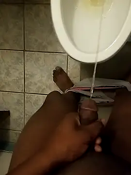 tfreakyy online show from November 4, 7:40 am