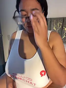 XMara online show from March 18, 4:32 pm