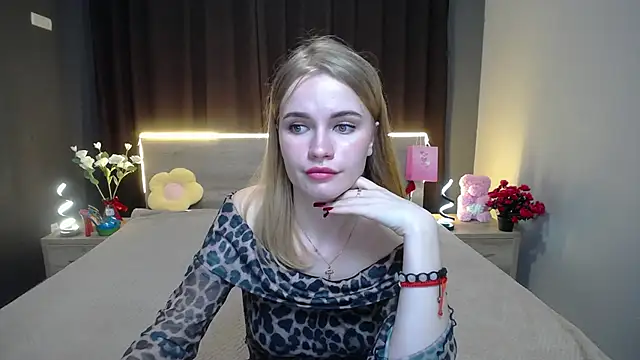 MargaritaKiss online show from November 3, 8:21 pm