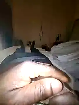 Snapshot of bigblackdick8inc chatting on January 24, 5:42 am bigblackdick8inc online show from January 24, 5:42 am