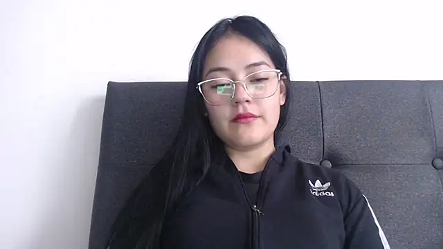 Snapshot of Alisha_99 chatting on October 20, 12:49 pm Alisha 99 online show from October 20, 12:49 pm