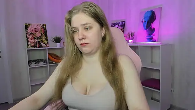 Megan Violer online show from June 29, 5:24 pm