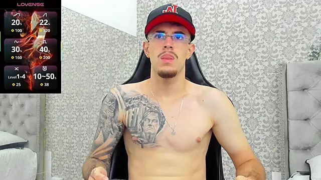 CodyWalkerR online show from November 13, 5:34 pm