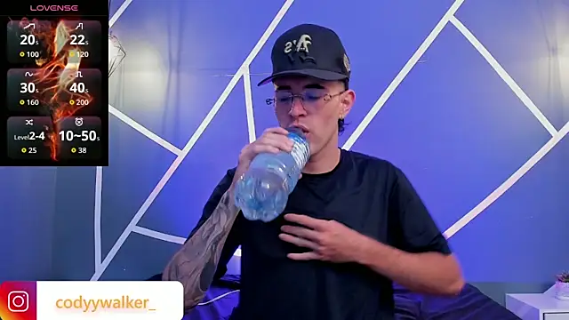 CodyWalkerR online show from April 22, 11:28 pm