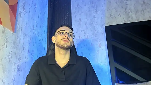 CodyWalkerR online show from July 17, 5:29 pm