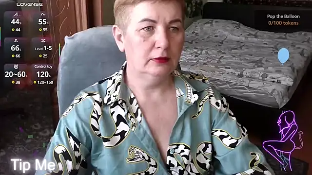 NicoleOlla online show from March 5, 6:44 am