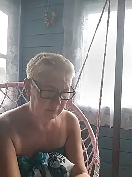NicoleOlla online show from July 23, 5:49 am