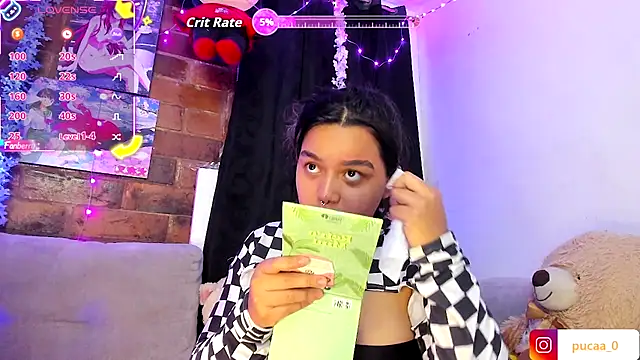 Snapshot of Pucaa_ chatting on October 21, 11:38 pm Pucaa online show from October 21, 11:38 pm