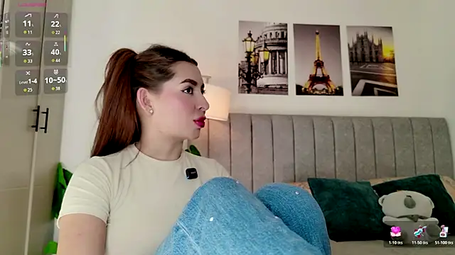 caralella online show from April 20, 8:43 pm