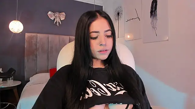 Maaiitee online show from March 2, 6:51 pm