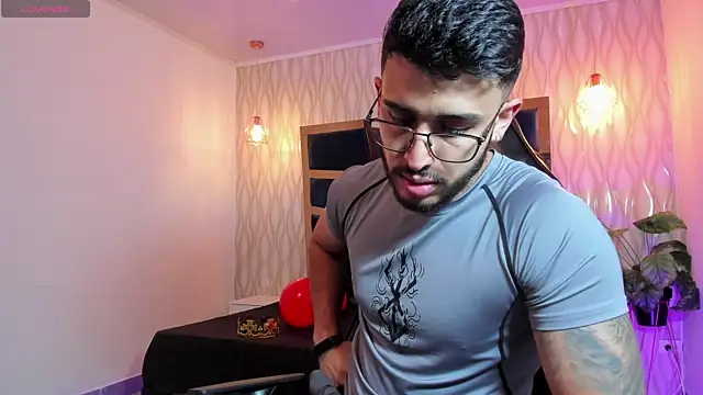 Liam Kleiin online show from April 20, 11:35 am