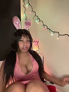 lovekaylaa online show from October 29, 7:10 am