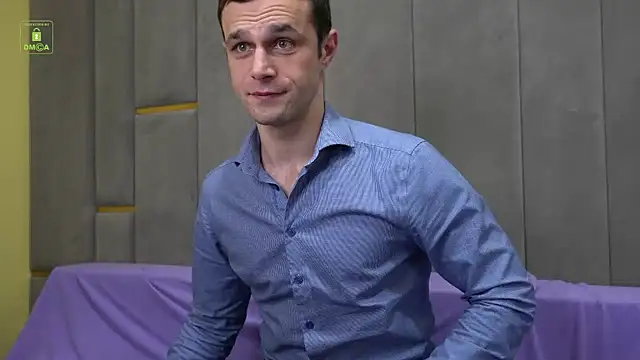 Snapshot of BrandonNorris chatting on December 5, 11:40 pm BrandonNorris online show from December 5, 11:40 pm