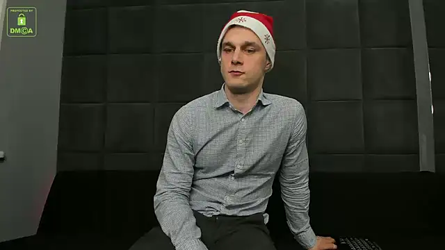 Snapshot of BrandonNorris chatting on December 26, 8:32 pm BrandonNorris online show from December 26, 8:32 pm